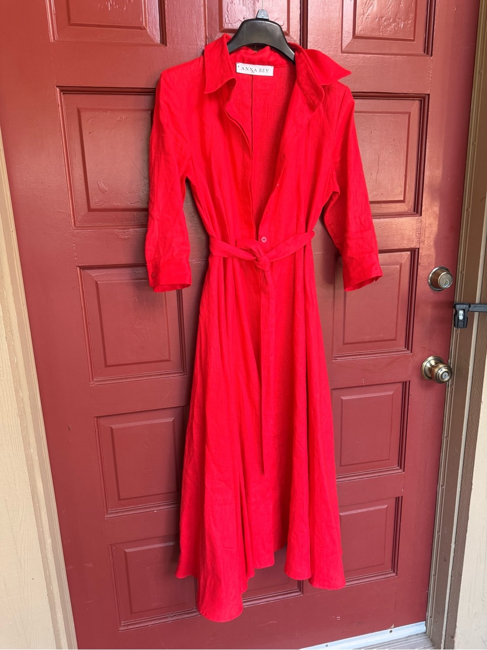 Elegant Red Maxi linen Shirt Dress with Tie Waist - Picture 3 of 8